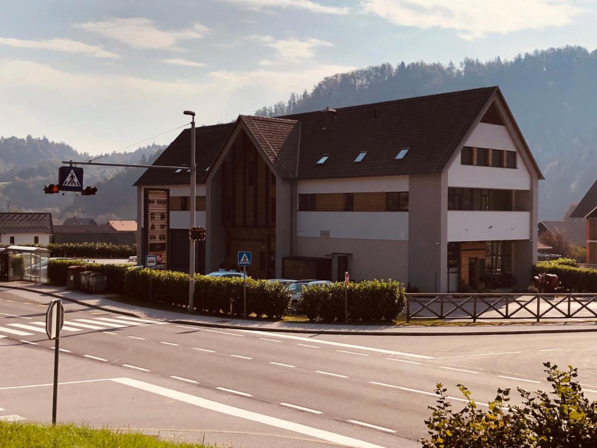 Na Vasi Restavracija In Prenocisca Hotell Škofja Loka Exteriör bild
