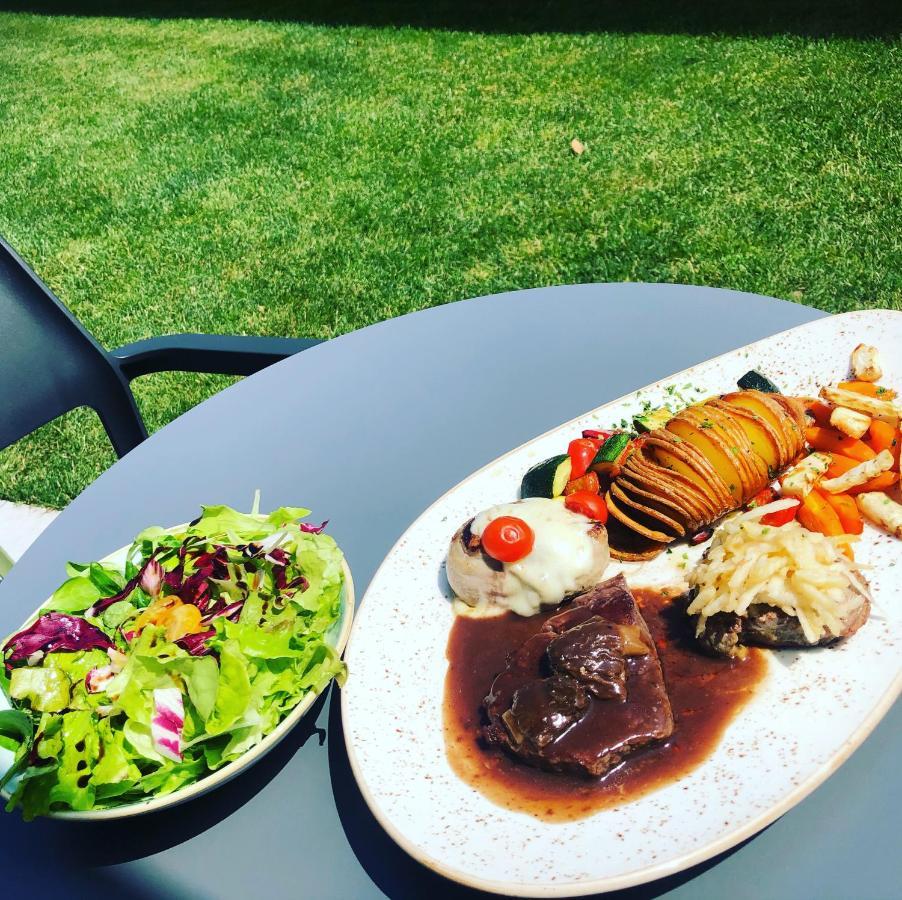 Na Vasi Restavracija In Prenocisca Hotell Škofja Loka Exteriör bild