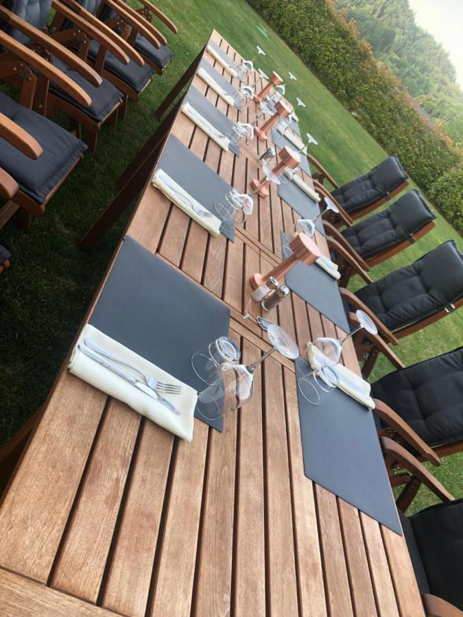 Na Vasi Restavracija In Prenocisca Hotell Škofja Loka Exteriör bild