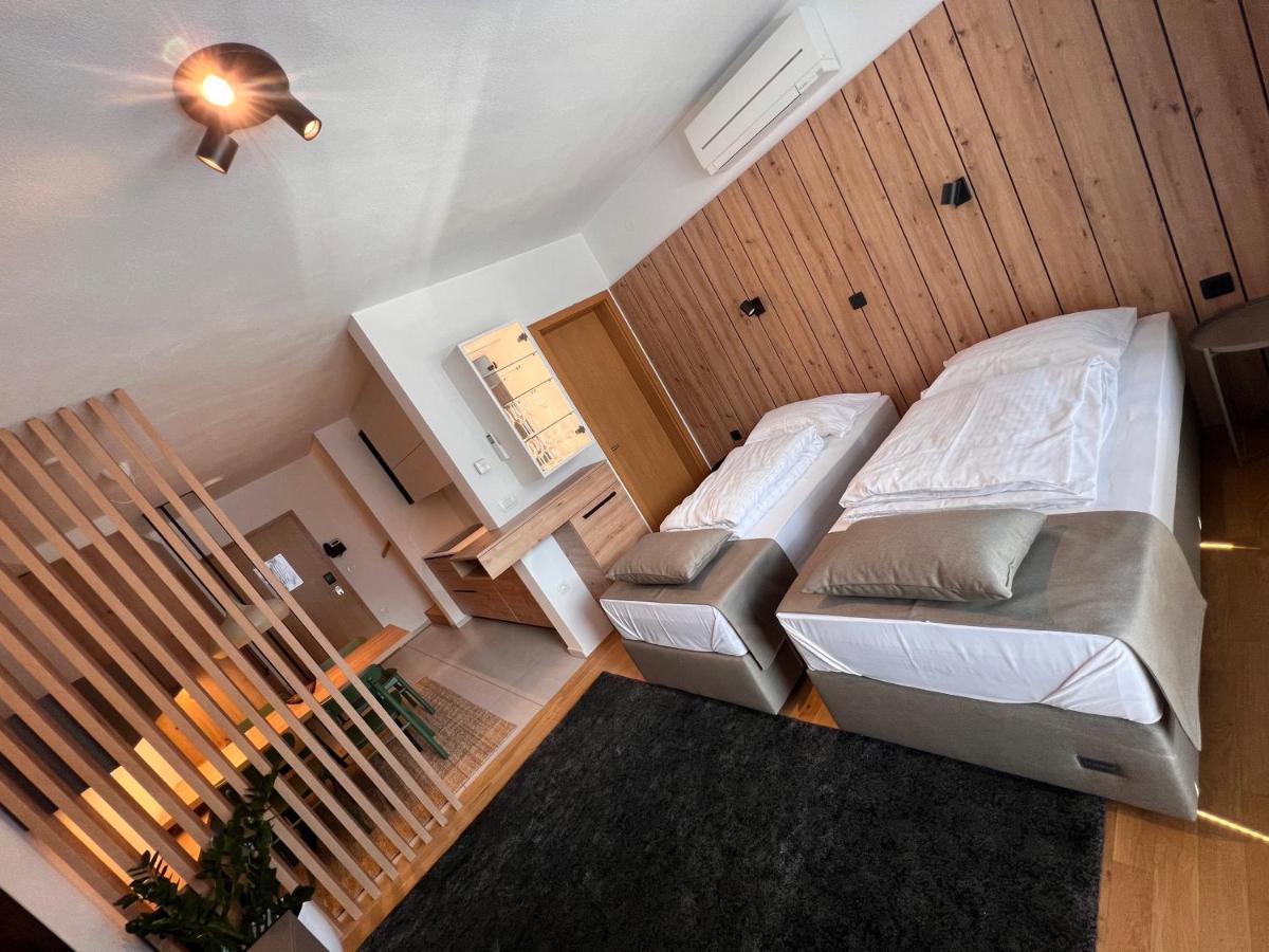 Na Vasi Restavracija In Prenocisca Hotell Škofja Loka Exteriör bild