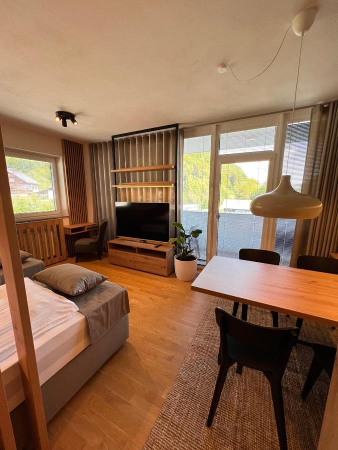 Na Vasi Restavracija In Prenocisca Hotell Škofja Loka Exteriör bild