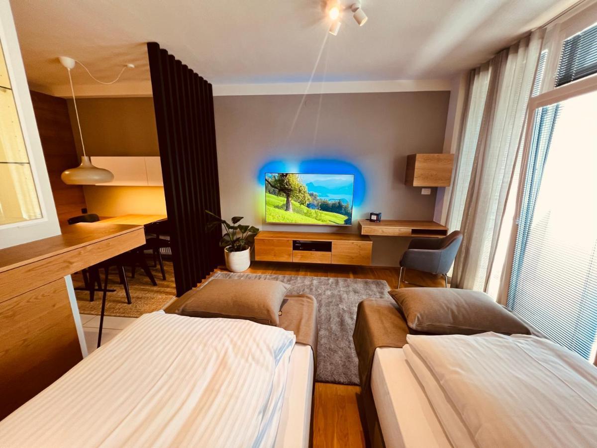 Na Vasi Restavracija In Prenocisca Hotell Škofja Loka Exteriör bild